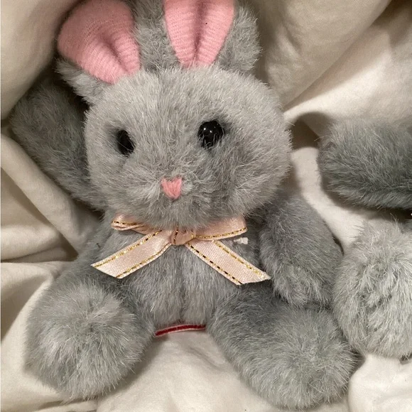 Vintage Russ Gray Plush Bunny Trio - Picture 2 of 6